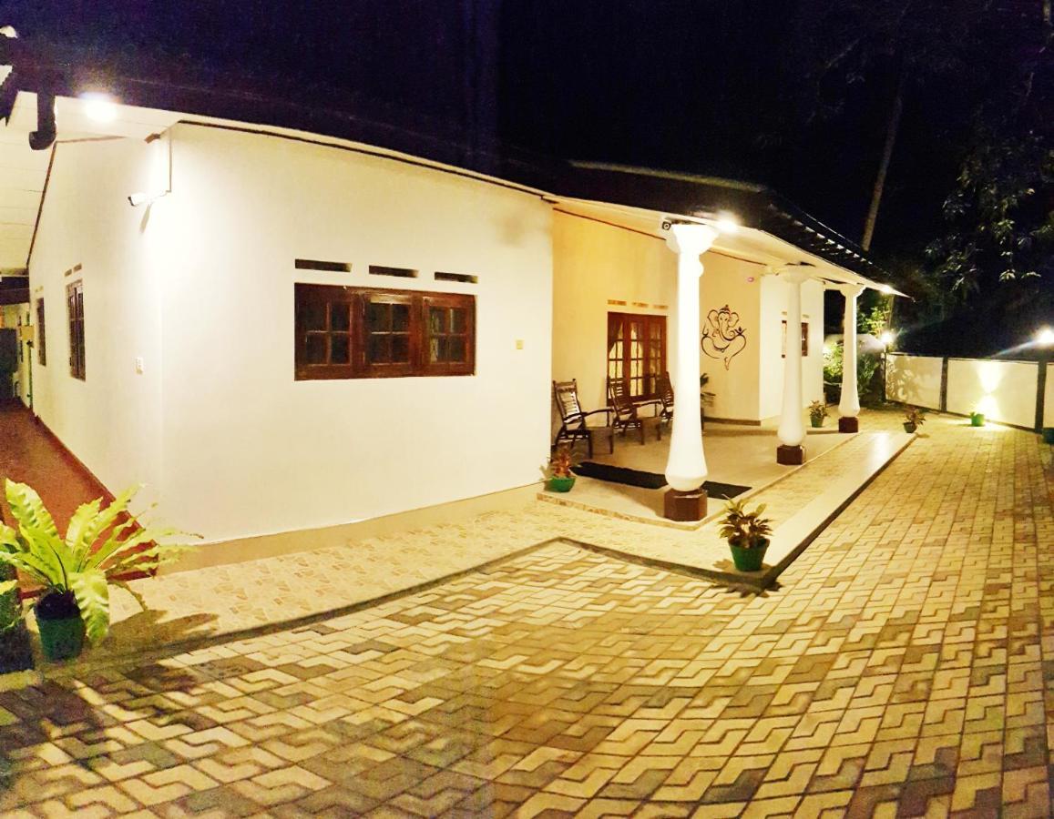 The Village Home Dikwella Exterior foto